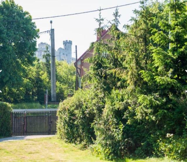 Pokoje Przy Zamku Podzamcze  Exteriér fotografie